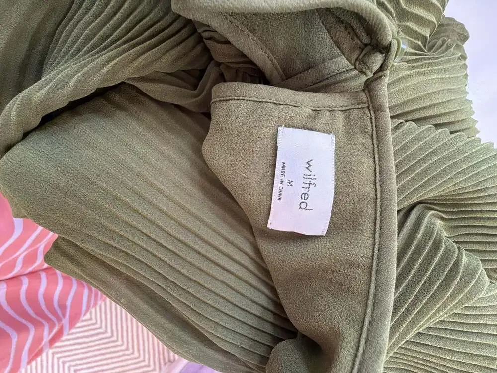 Aritzia Wilfred Olive Green Chiffon Pleated Blouse and Skirt Set size M